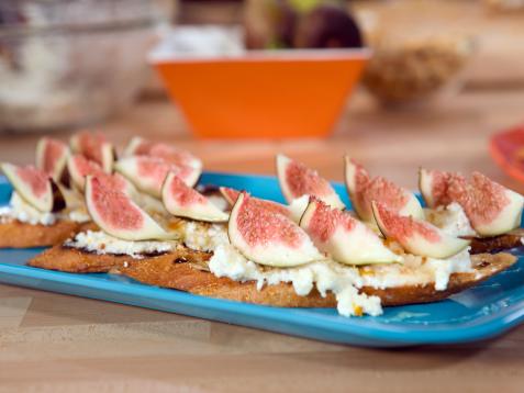 Crostini with Sweet Ricotta, Honey and Toasted Hazelnuts