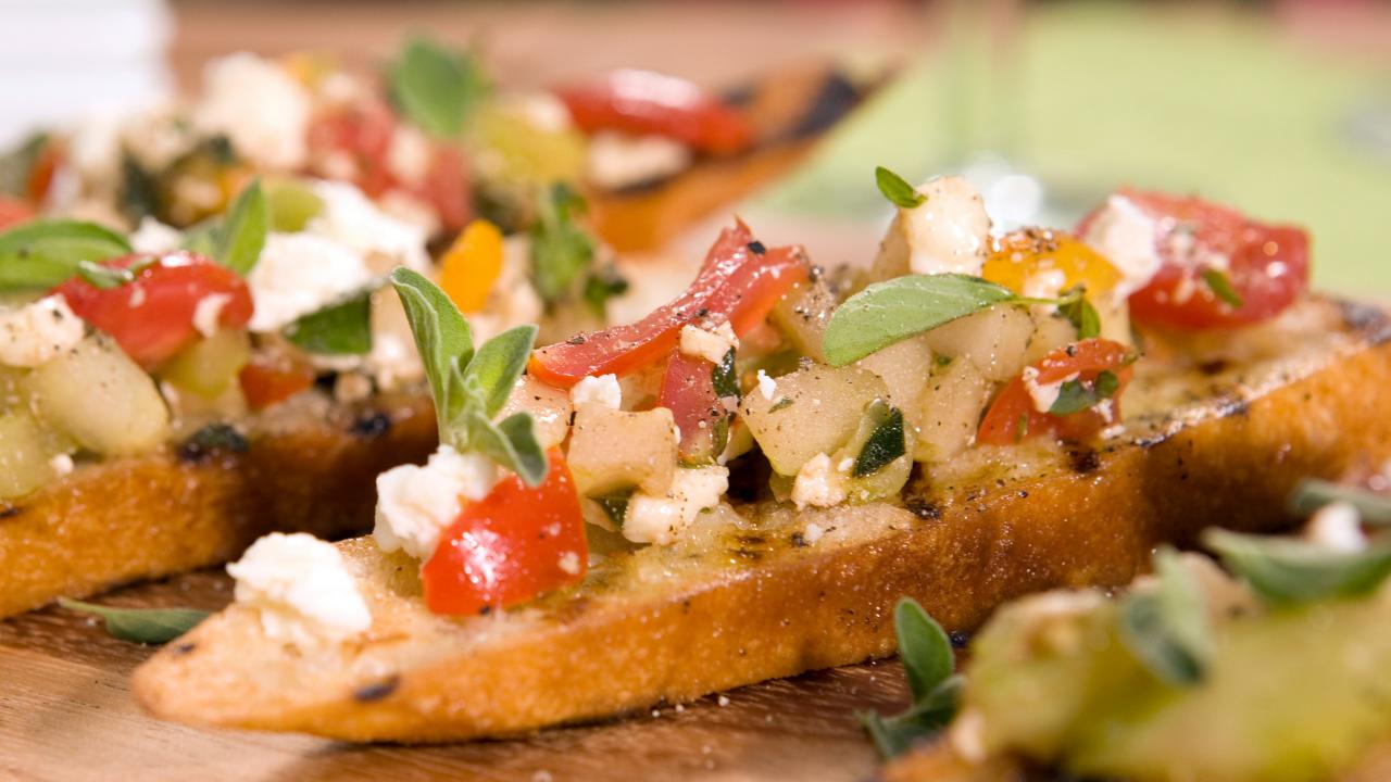 Learn to Make Bobby Flay's Easy Crostini Appetizers