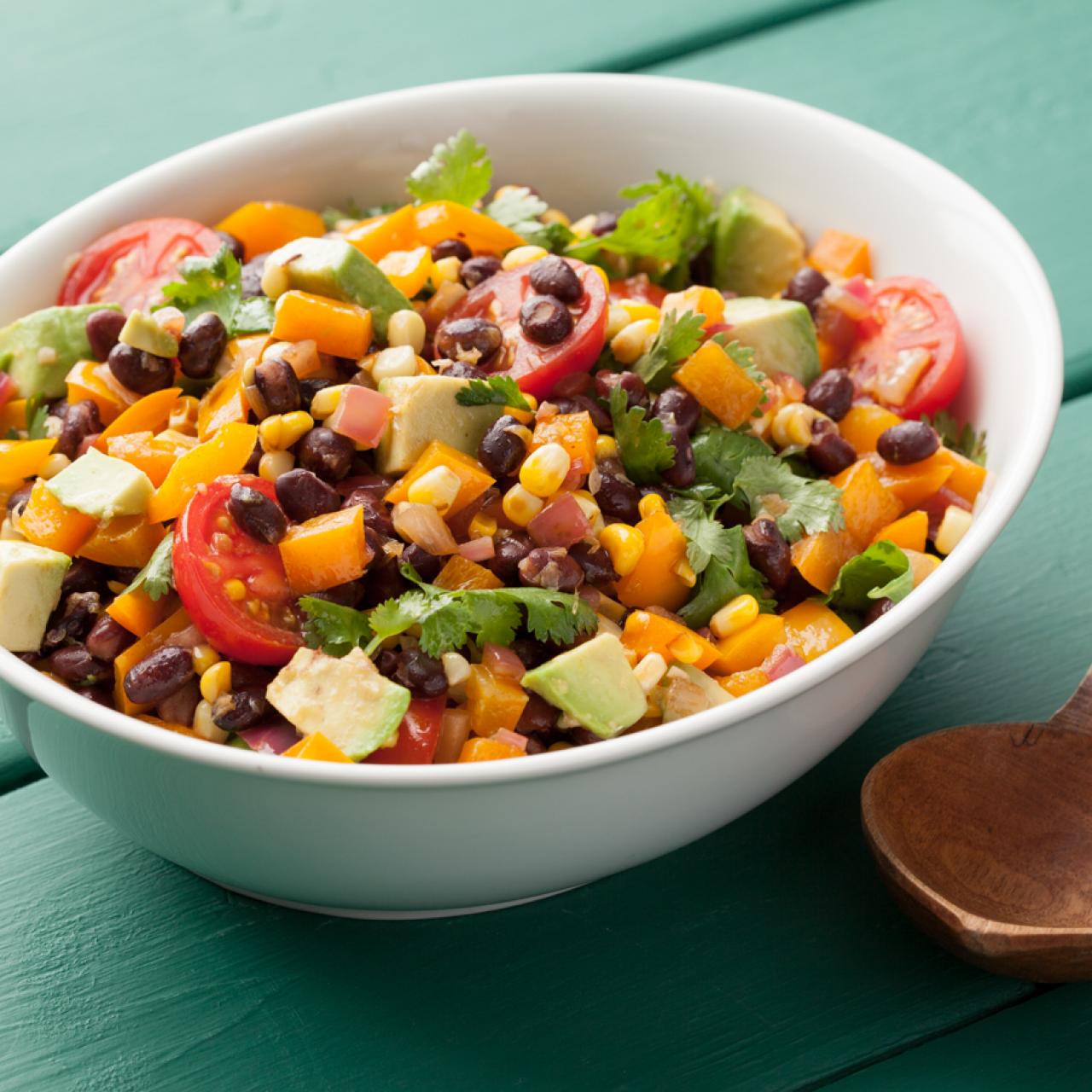 Southwest Black Bean and Ruby Wild Blend™ Shaker Salad - Healthy School  Recipes