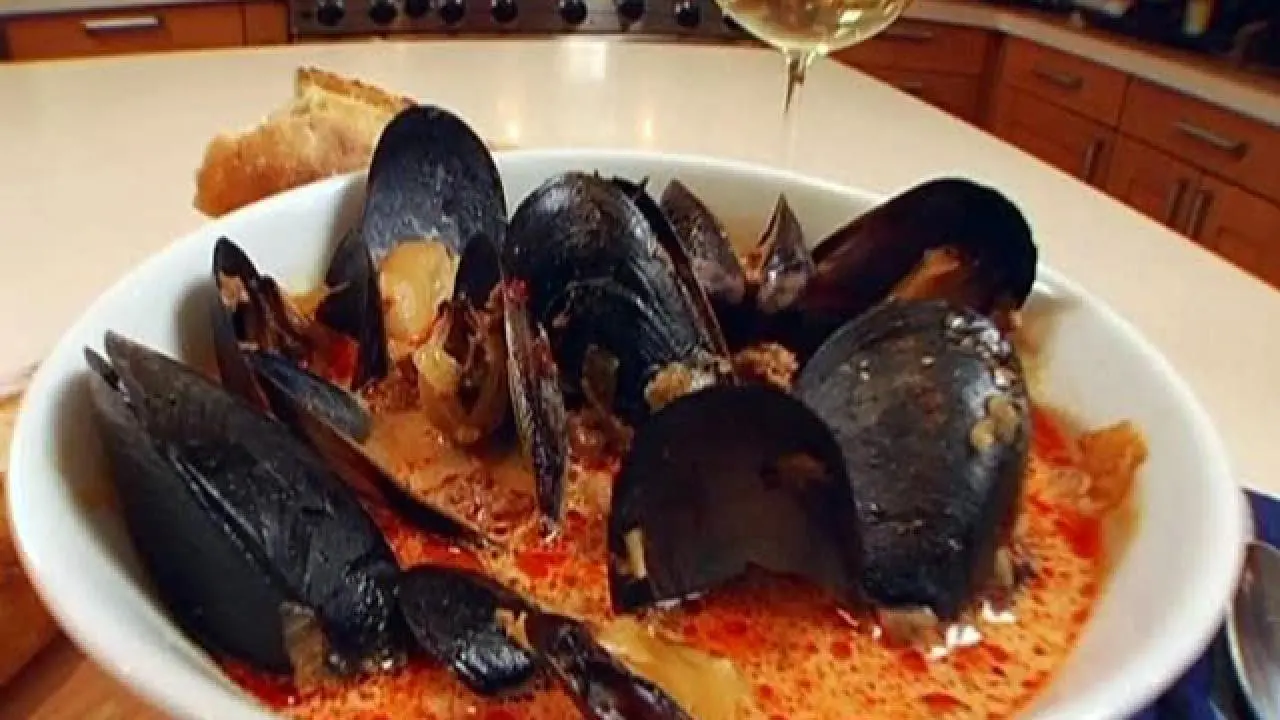 Spicy Mussels With Chorizo