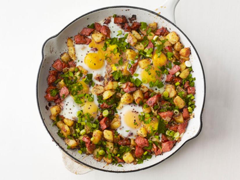 Skillet Hash with a Fried Egg