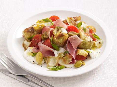 Caprese Salad With Prosciutto and Fried Artichokes