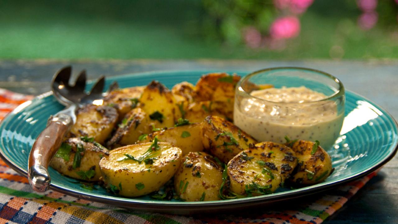 Bobby's Grilled Aioli Potatoes