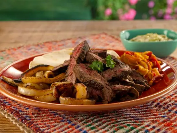 Red Curry Marinated Skirt Steak Fajitas