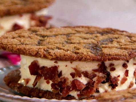 Molasses Cookie Sandwiches
