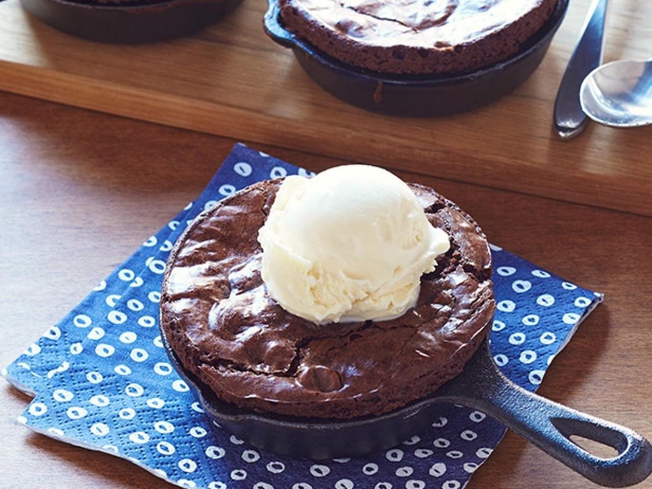 Cast Iron Skillet Brownie - Don't Waste the Crumbs