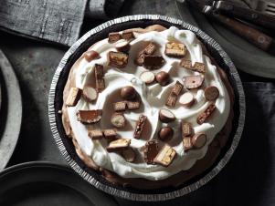 641386_chocolate Candy Pie_s4x3