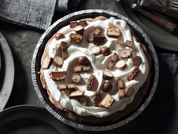 Food Network Kitchens Chocolate Candy Pie