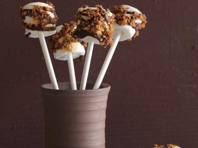 Food Network Kitchens Marshmellow S'mores Pops