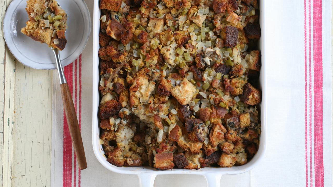 Southern Cornbread Dressing With Oysters and Sausage Recipe