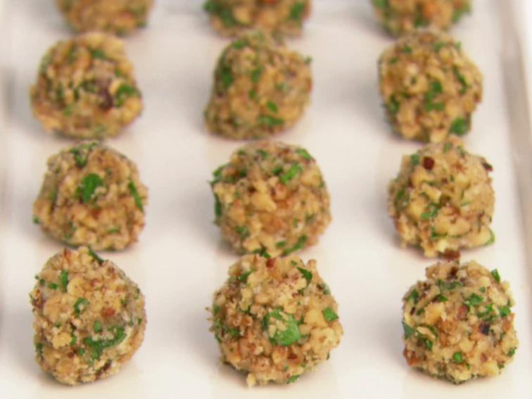 Walnut and Blue Cheese Grapes Recipe Giada De Laurentiis Food Network