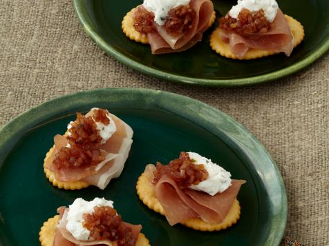 Thyme-Scented Goat Cheese with Prosciutto and Shallots