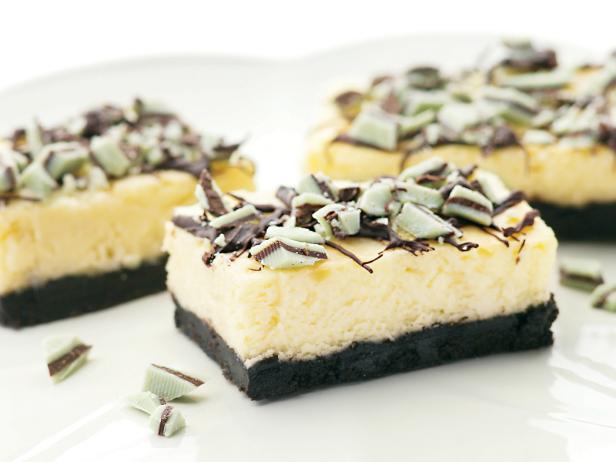 Chocolate Mint Cheesecake Bars image