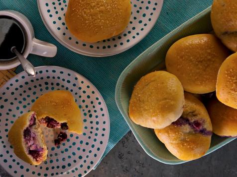 Berry Bagel Puffs