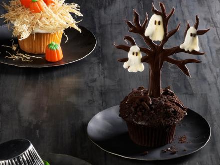 Food Network Magazine S Halloween Cupcakes Food Network