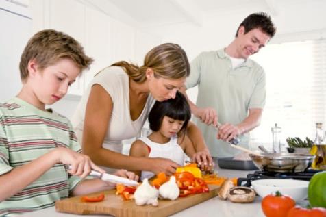 How to Engage Kids in the Kitchen While Staying Home