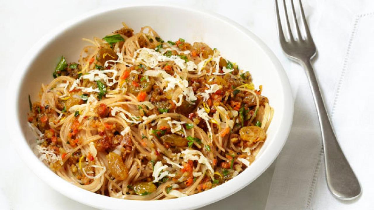 https://food.fnr.sndimg.com/content/dam/images/food/fullset/2013/1/31/3/FNM_030113-Angel-Hair-Pasta-With-Walnut-Carrot-Sauce-Recipe_s4x3.jpg.rend.hgtvcom.1280.720.suffix/1371613879034.jpeg