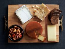 Easy Cheese Plate
