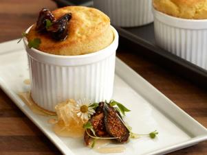 FNM_030113-Blue-Cheese-Souffles-Recipe_s4x3