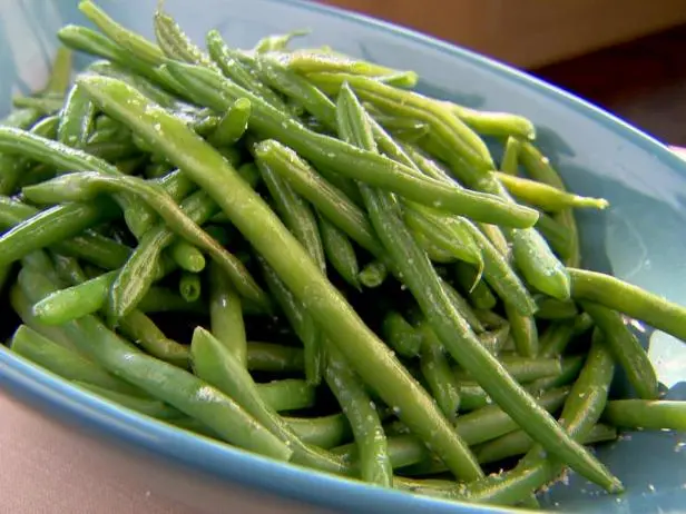 Fresh Green Beans (a.k.a Tom Cruise Green Beans) Recipe | Trisha Yearwood | Food Network