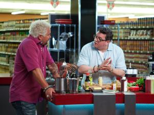 GK0103_grocery-games-Guy-Fieri-tom-ramsey-05_s4x3