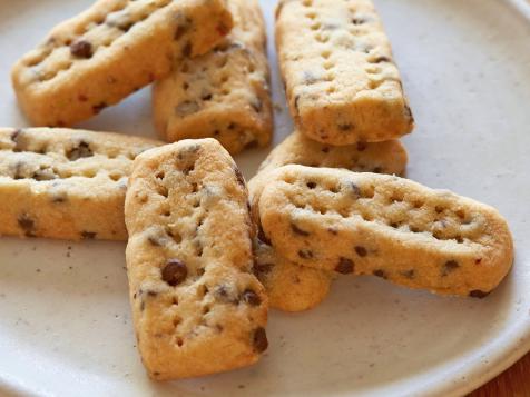 Melissa's Rosemary Chocolate Chip Shortbread — 12 Days of Cookies