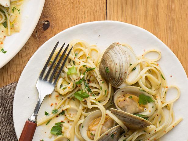 Linguine with White Clam Sauce Recipe | Food Network Kitchen | Food Network