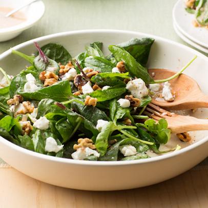 Spinach Salad with Goat Cheese and Walnuts | Recipe Cart | Recipe Cart