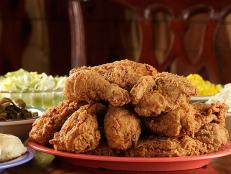 For Melissa, the fried chicken at Babe's Chicken Dinner House is quintessential fried chicken. This "classic country" dinner house has nine operations going full-speed ahead. With "&uuml;ber juicy" chicken, steaming biscuits and homemade pies, everyone&rsquo;s too busy eating to stop them.