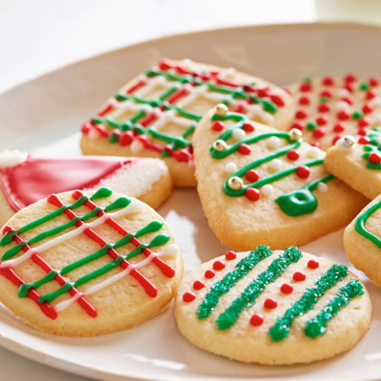 Christmas Sugar Cookie Cups - THIS IS NOT DIET FOOD