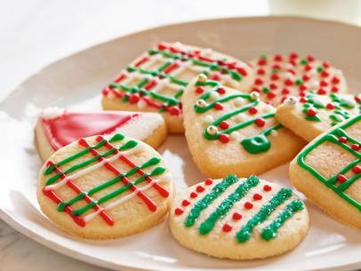 How To Make Christmas Sugar Cookies : Food Network | Food Network