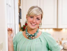 Host Damaris Phillips welcomed guest Buddy Mattingly, and taught him how to make a a bourbon inspired meal in Louisville, Kentucky, as seen on Food Network's Southern at Heart, Season 1.