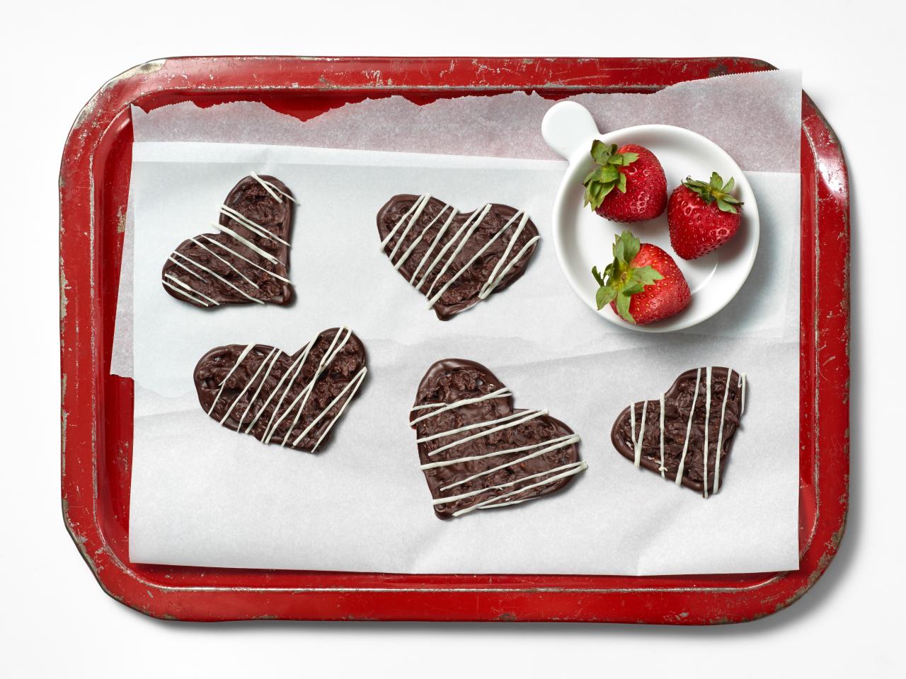 Strawberries with Chocolate Heart – Chocolate Place