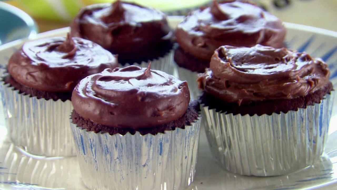 Chocolate Pudding Cupcakes