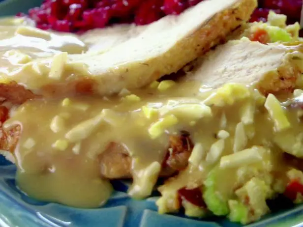 Turkey Gravy Recipe | Trisha Yearwood | Food Network