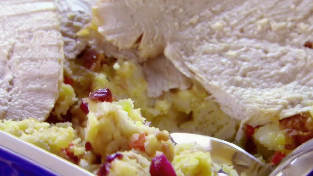 turkey dressing casserole pioneer woman Thanksgiving Easy Crockpot Stuffing Recipe -