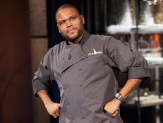 Anthony Anderson competes in a special Celebrity competition for the Holidays as seen on Food Network's Chopped, Season 17.