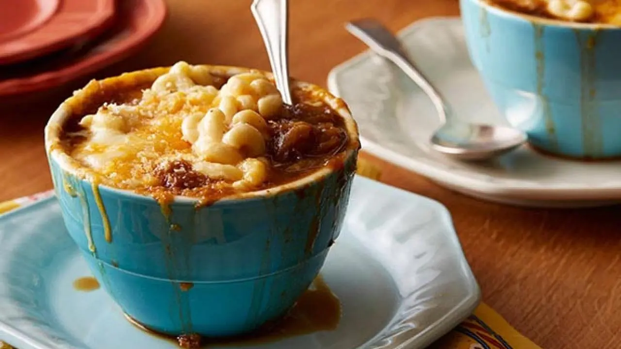 French Onion Macaroni and Cheese Soup