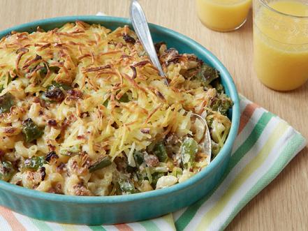 Breakfast Macaroni and Cheese with Sausage and Hash Browns