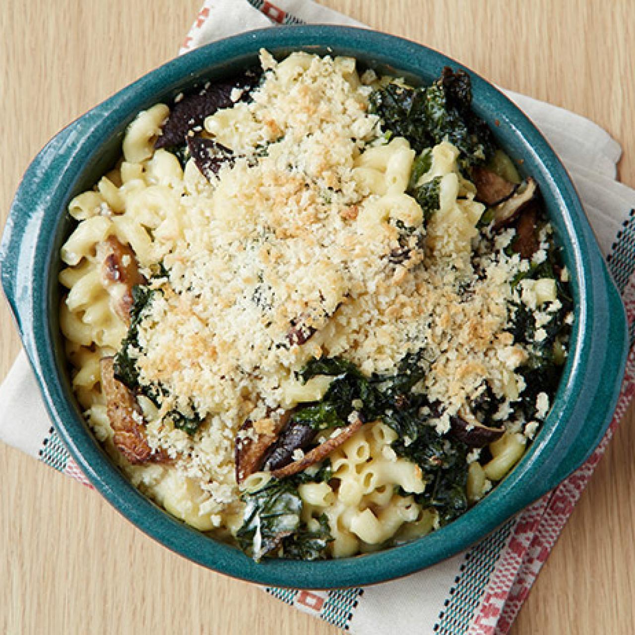 Recipe: Kale and Spinach Mac & Cheese Cups - See Vanessa Craft