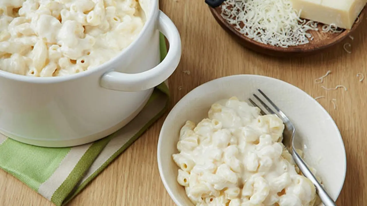 Creamy Stovetop Macaroni and Cheese