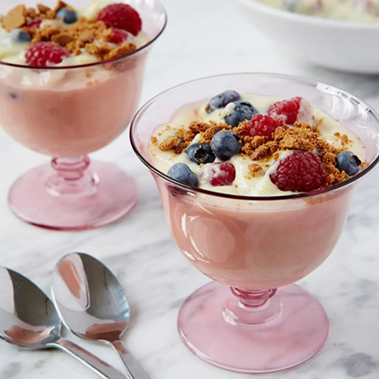 Vanilla Pudding with Fresh Berries and Gingersnaps Recipe | Food