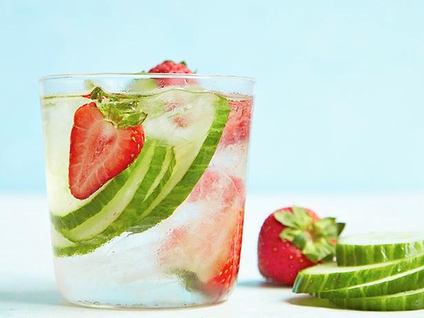 Strawberry-Cucumber Water_image