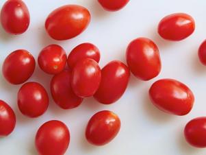 FNK_Stock-Grape-Tomatoes_s4x3