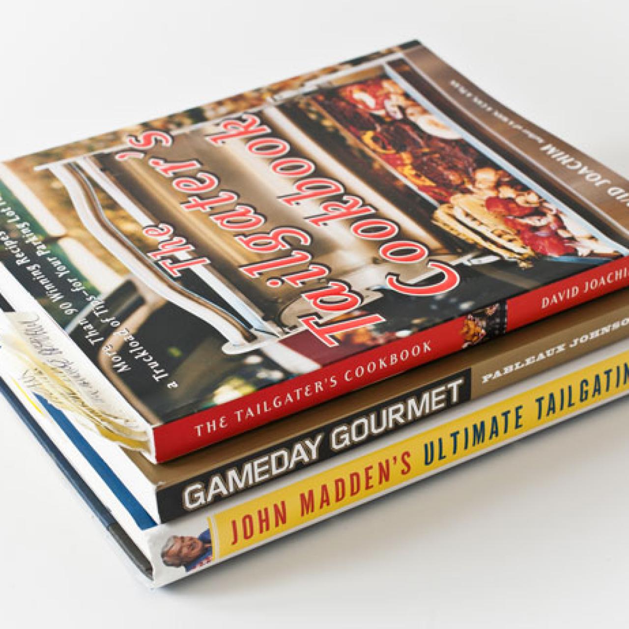 Touchdowns and Tailgates: Behind the Scenes of Game Day Football [Book]