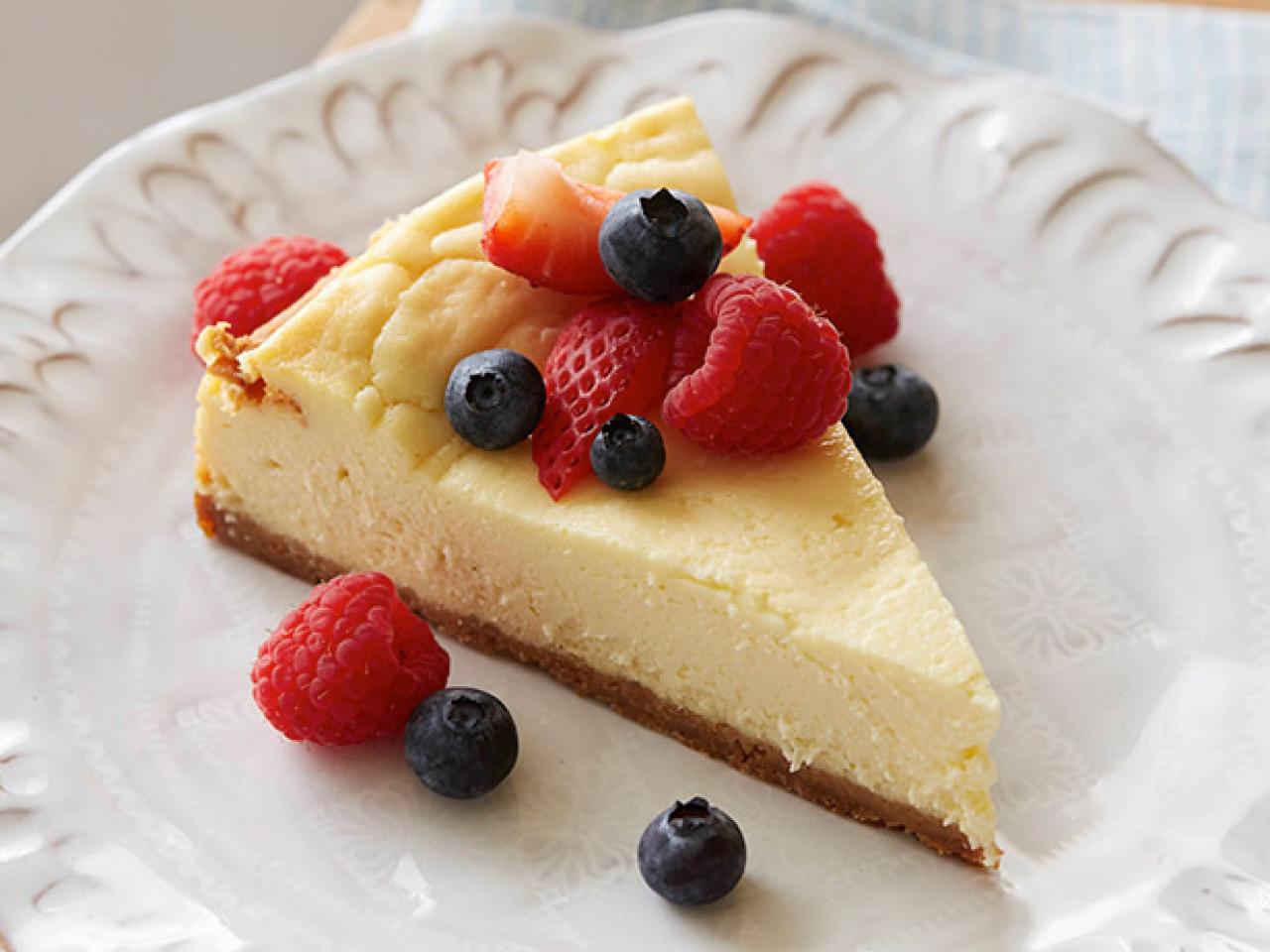 9 Inch Classic Cheesecake Recipe - Homemade In The Kitchen