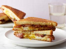 Bacon &amp; Egg Grilled Cheese
