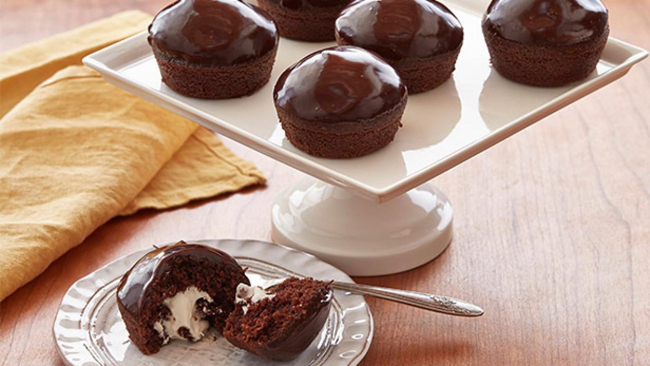 Chocolate Creme Cupcakes