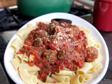 Rigatoni and Meatballs