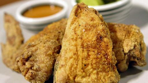 https://food.fnr.sndimg.com/content/dam/images/food/fullset/2013/2/25/0/ED0311H_fried-chicken-recipe-12_s4x3.jpg.rend.hgtvcom.511.288.suffix/1371614161053.jpeg